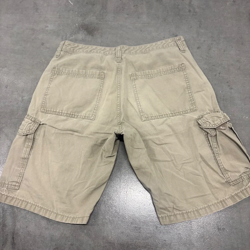 Vintage Y2K/2000s Khaki grey Cargo Shorts Size 30 Outdoors Hiking